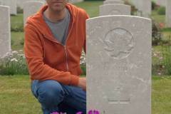 grave_web